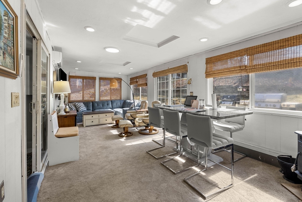 91 Great Woods Road Saugus, MA 01906 - Photo 8 of 34