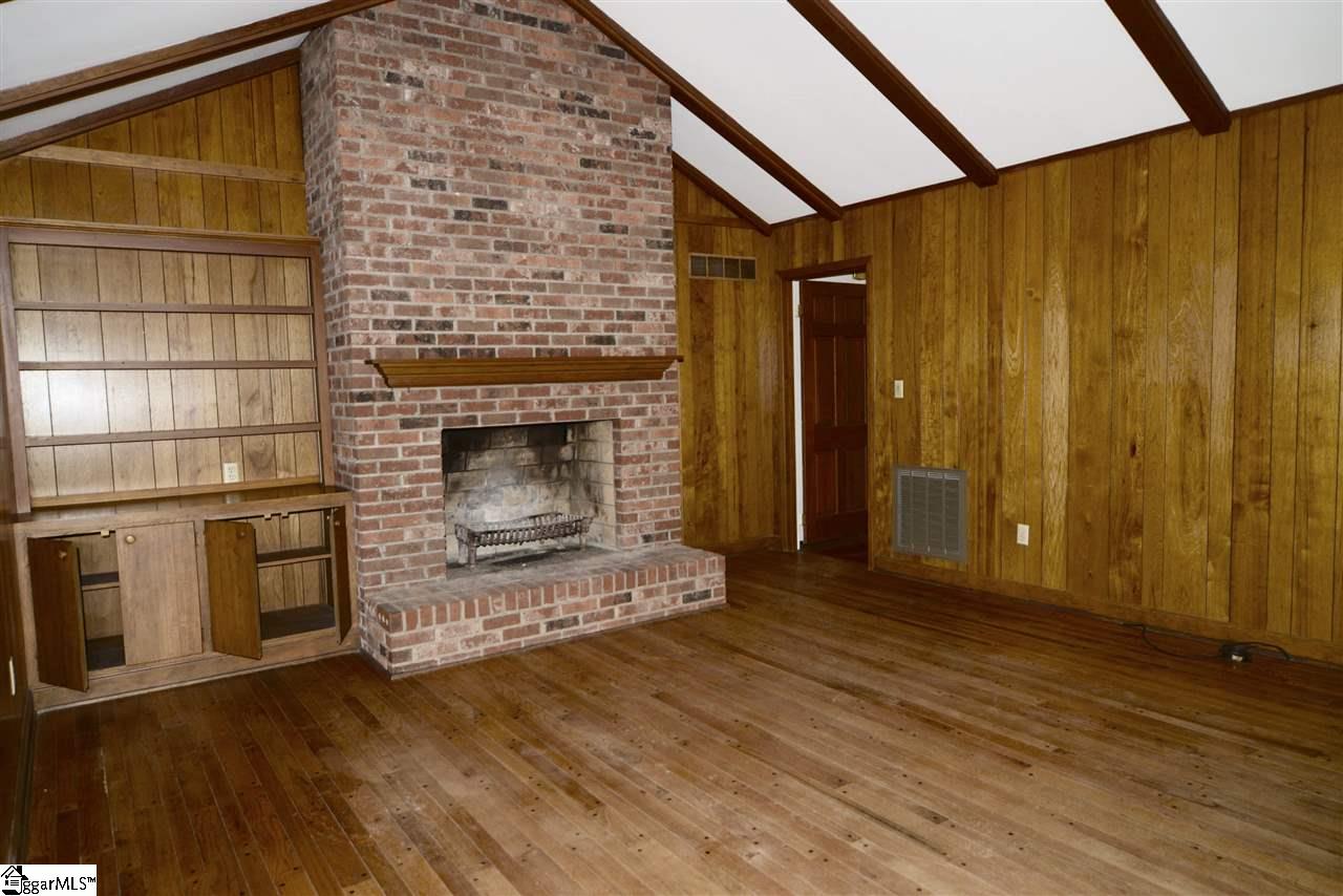 304 Wilmington Road Greenville, SC 29615 - Photo 11 of 31 Gallery Image 11
