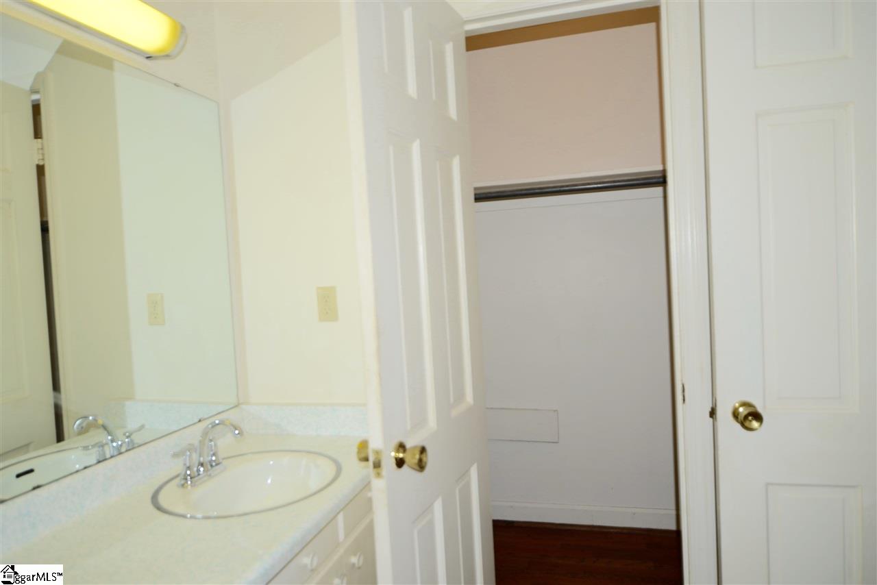 304 Wilmington Road Greenville, SC 29615 - Photo 17 of 31 Gallery Image 17