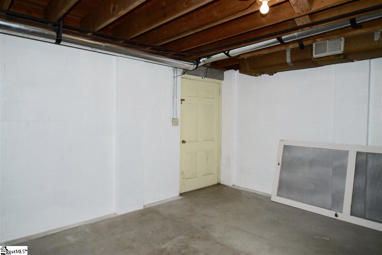 304 Wilmington Road Greenville, SC 29615 - Photo 27 of 31 Gallery Image 27