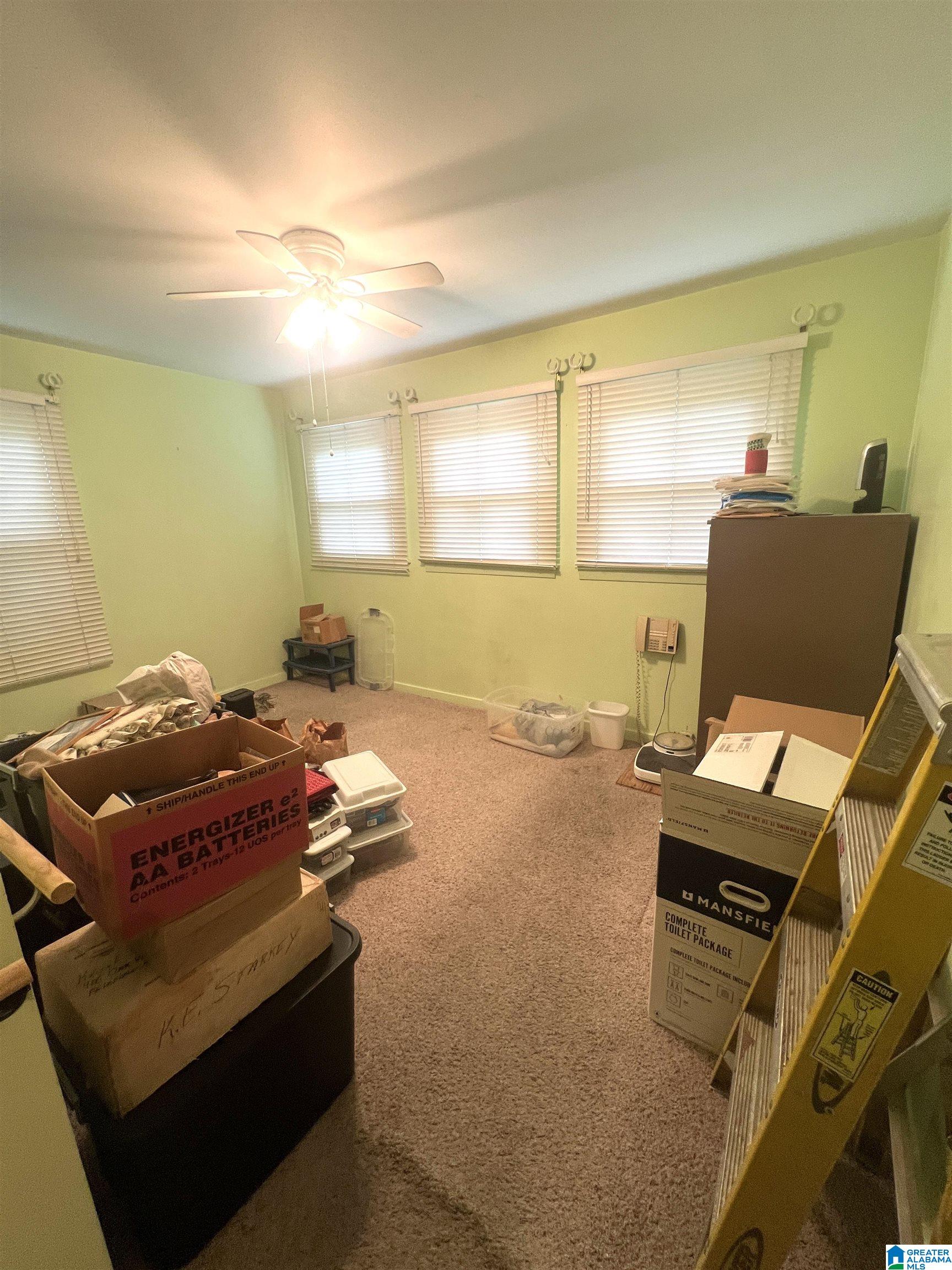 916 Oakview Circle Fairfield, AL 35064 - Photo 10 of 14