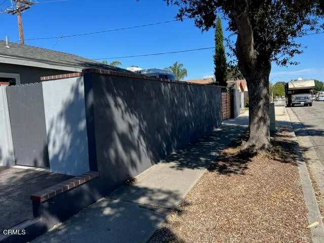 $1,750 | 996 Utica Avenue, Ventura, CA 93004