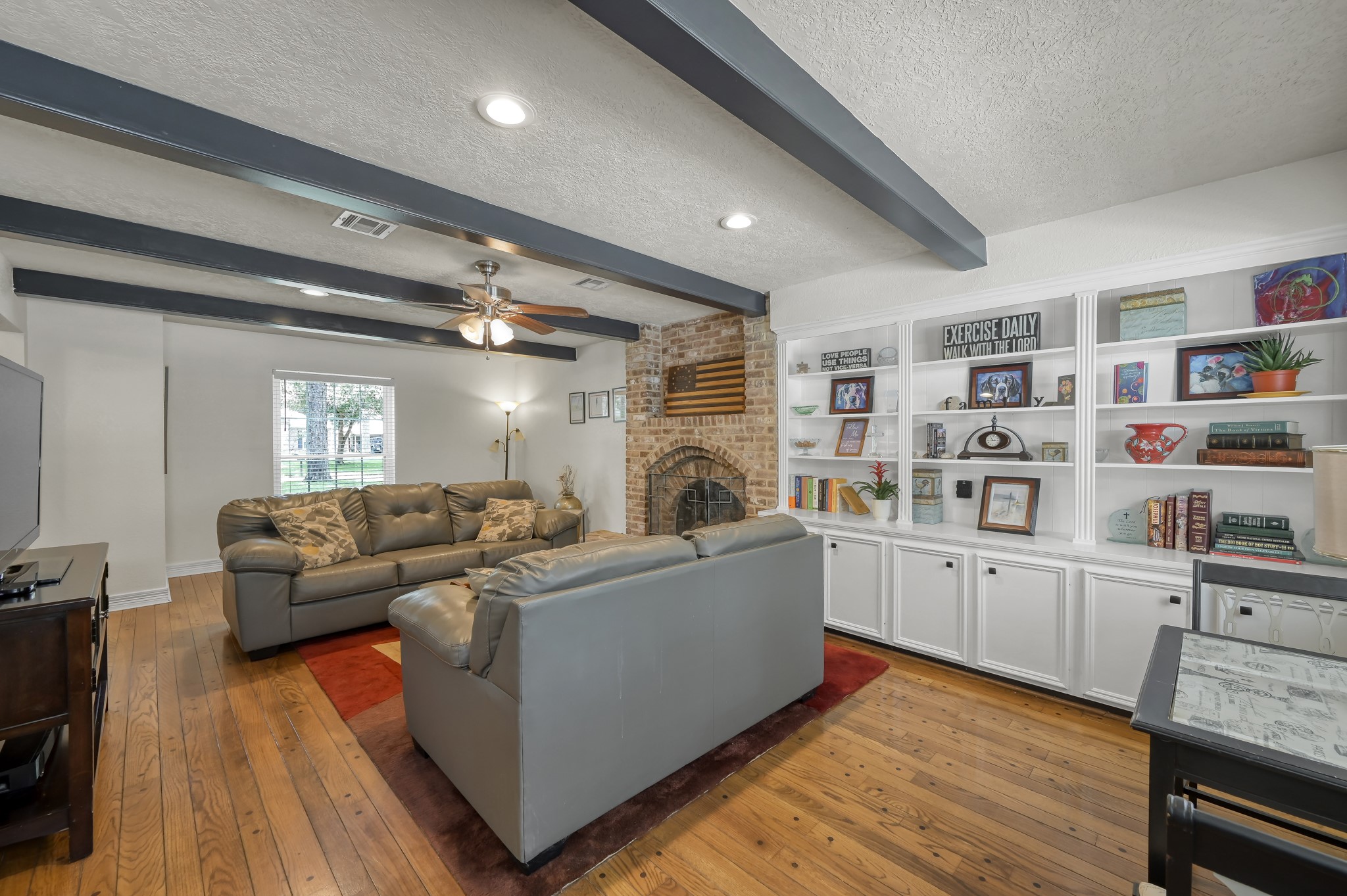 6107 Craigway Road Spring, TX 77389 - Photo 4 of 49