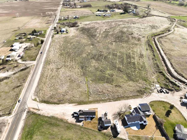 $975,000 | 28677 Farmway Road, Caldwell, ID 83607