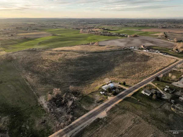 $975,000 | 28677 Farmway Road, Caldwell, ID 83607