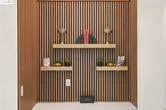 $3,495,000 | 13462 Campus Drive, Oakland, CA 94619