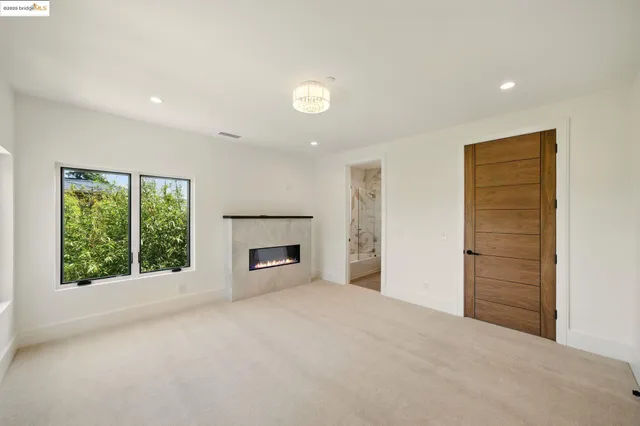 $3,495,000 | 13462 Campus Drive, Oakland, CA 94619