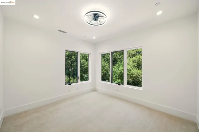 $3,495,000 | 13462 Campus Drive, Oakland, CA 94619