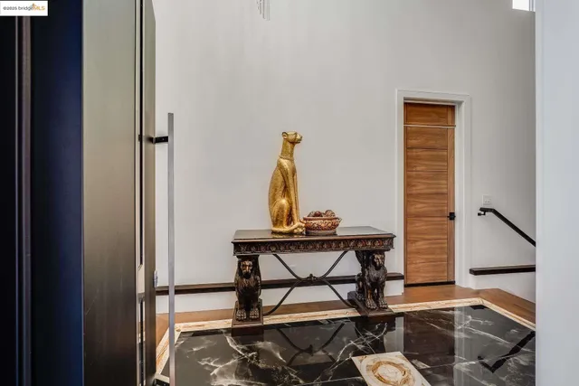 $3,495,000 | 13462 Campus Drive, Oakland, CA 94619