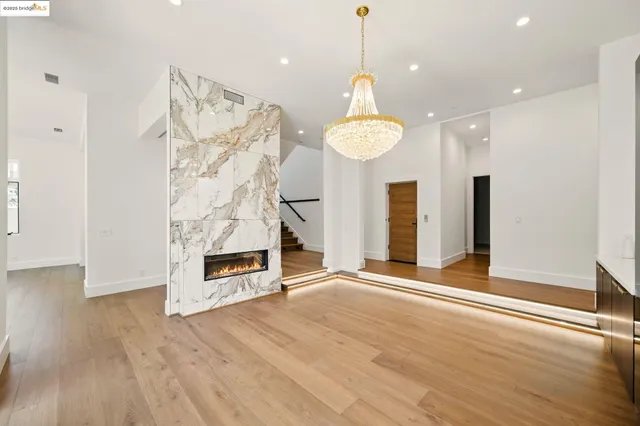 $3,495,000 | 13462 Campus Drive, Oakland, CA 94619