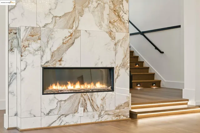 $3,495,000 | 13462 Campus Drive, Oakland, CA 94619