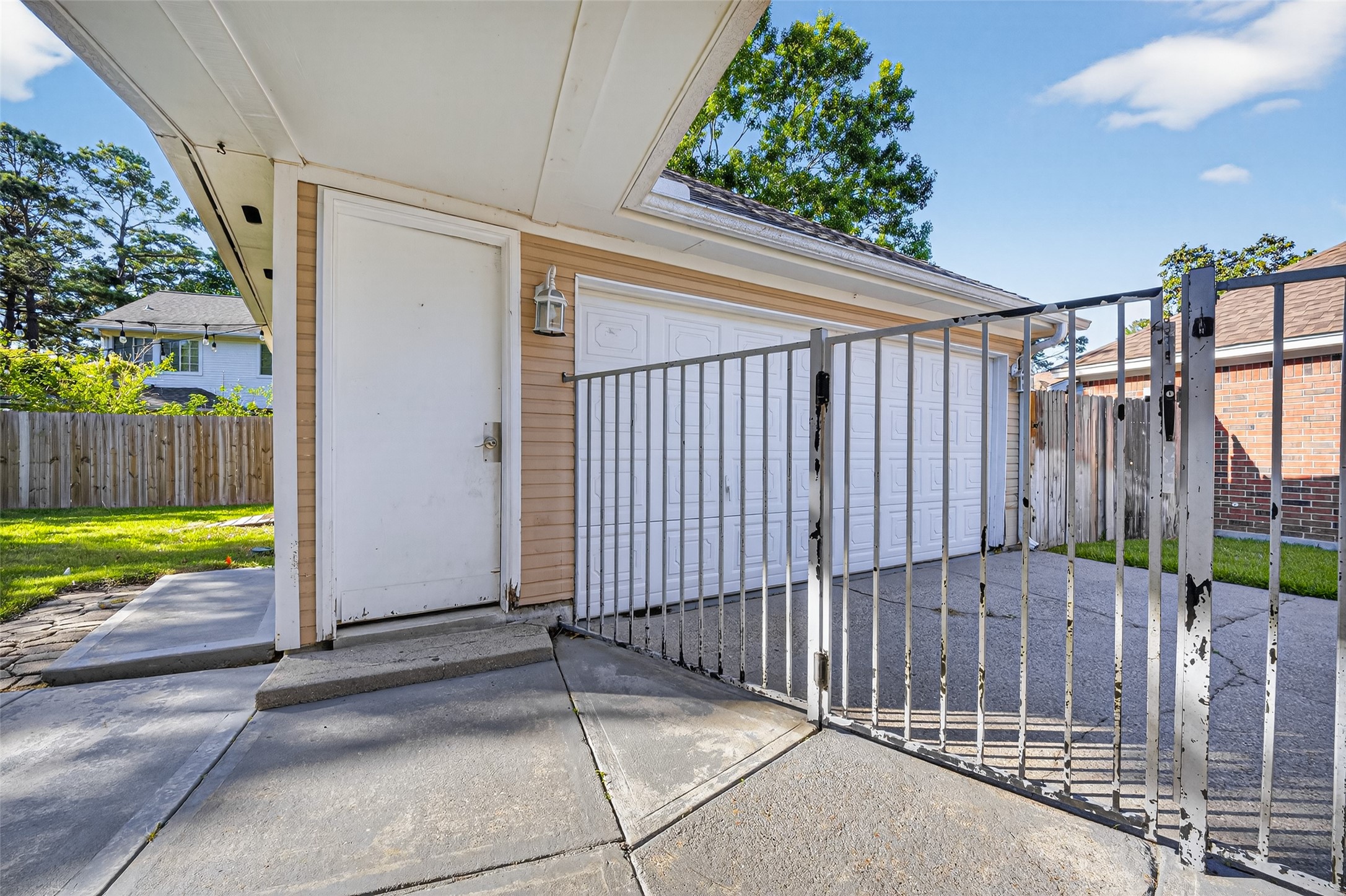 3642 Postwood Drive Spring, TX 77388 - Photo 28 of 31 Detached garage