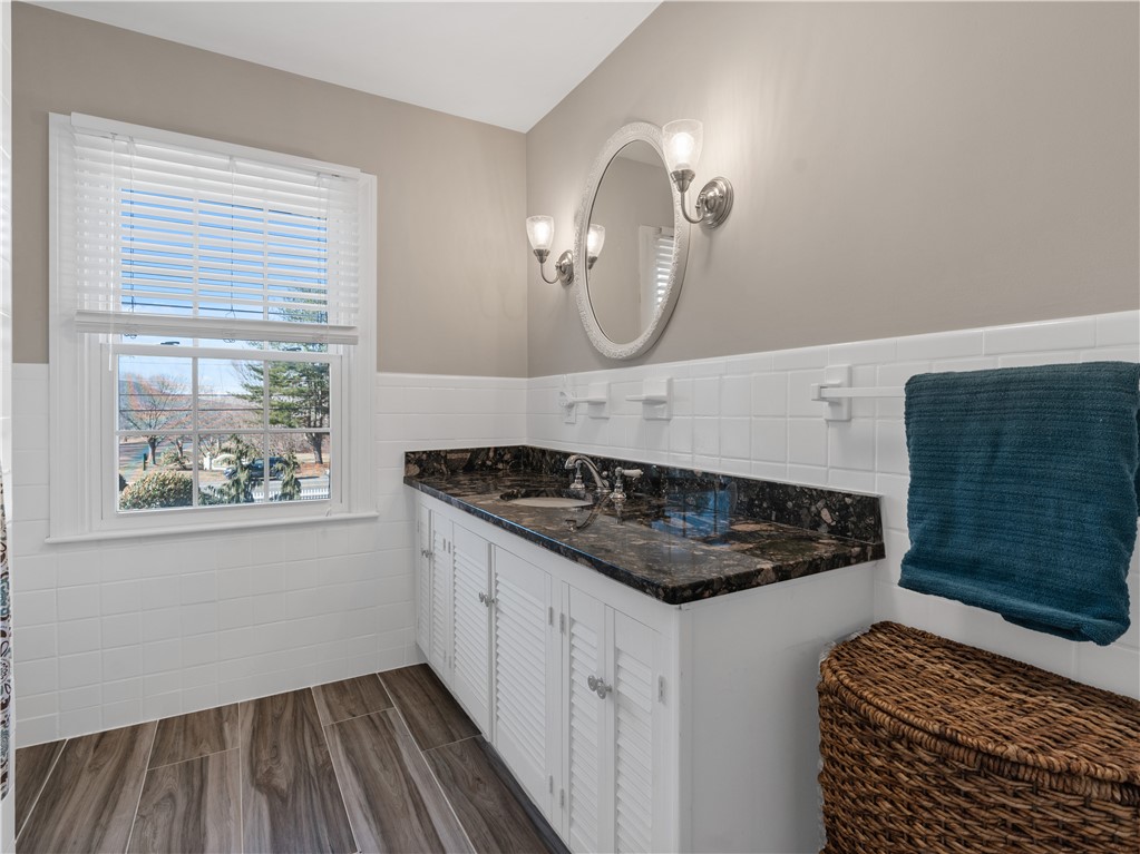 260 Pippin Orchard Road Cranston, RI 02921 - Photo 15 of 30
