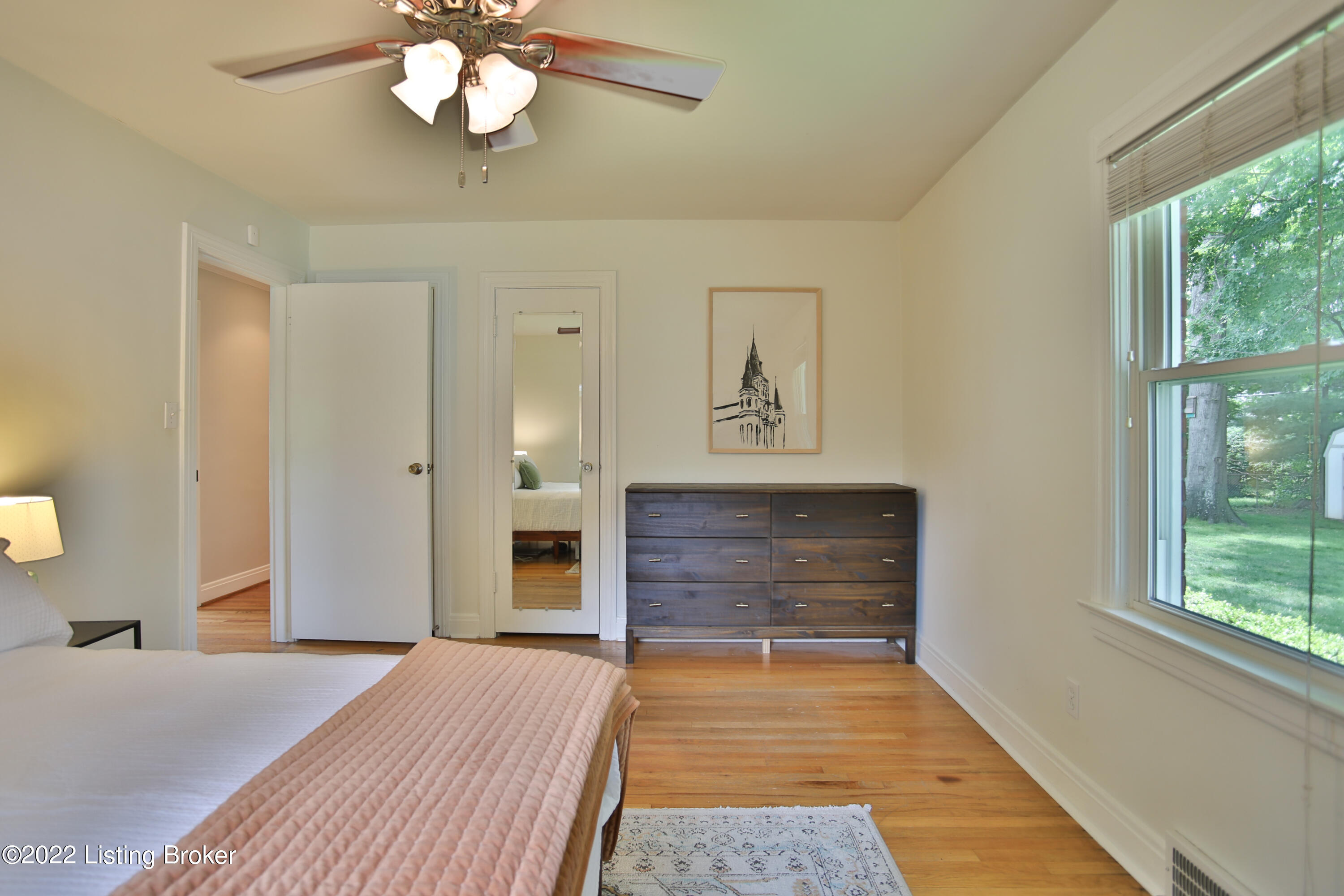 206 Tyne Road Louisville, KY 40207 - Photo 21 of 37 206 Tyne Rd-32