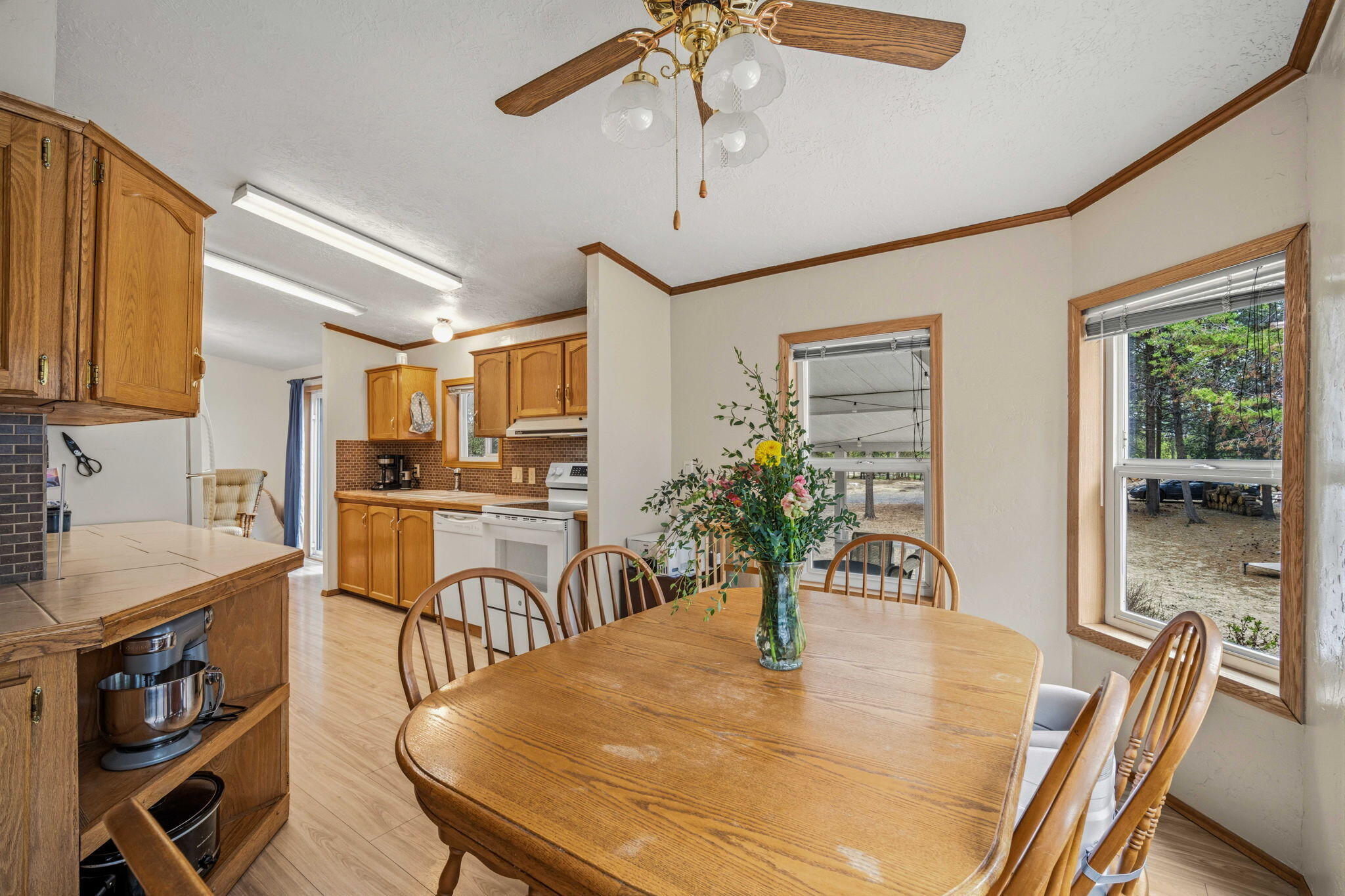 147135 Bills Road Gilchrist, OR 97737 - Photo 18 of 45 16-web-or-mls-147135 Bills Road-16