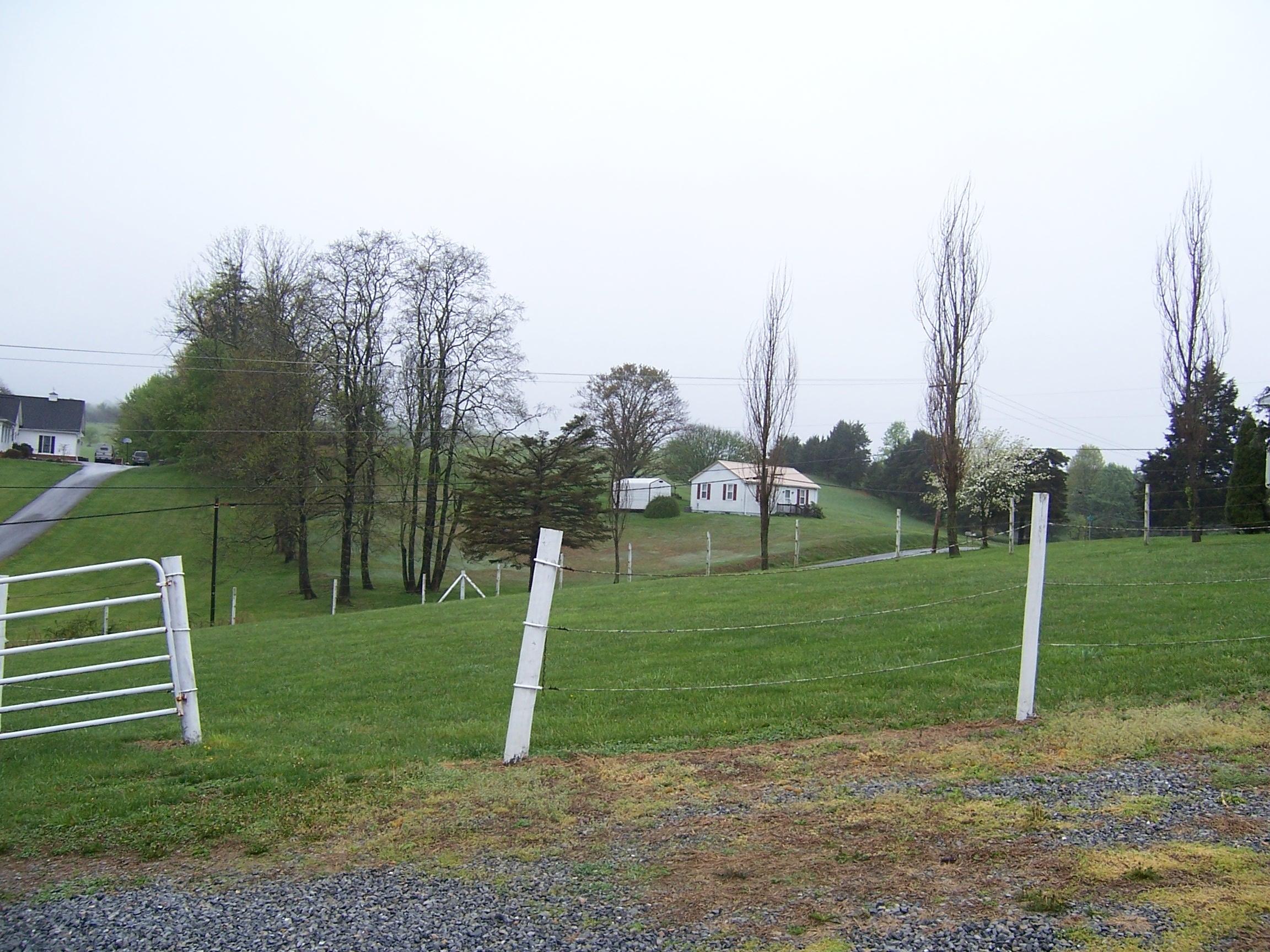 3192 Country Club Road Troutville, VA 24175 - Photo 3 of 21 Views