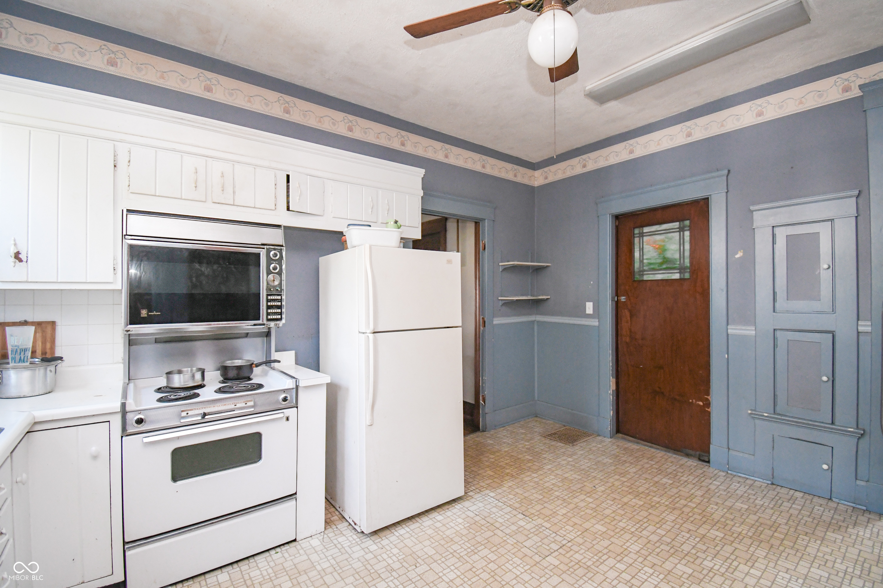 718 South Walnut Street Seymour, IN 47274 - Photo 18 of 39