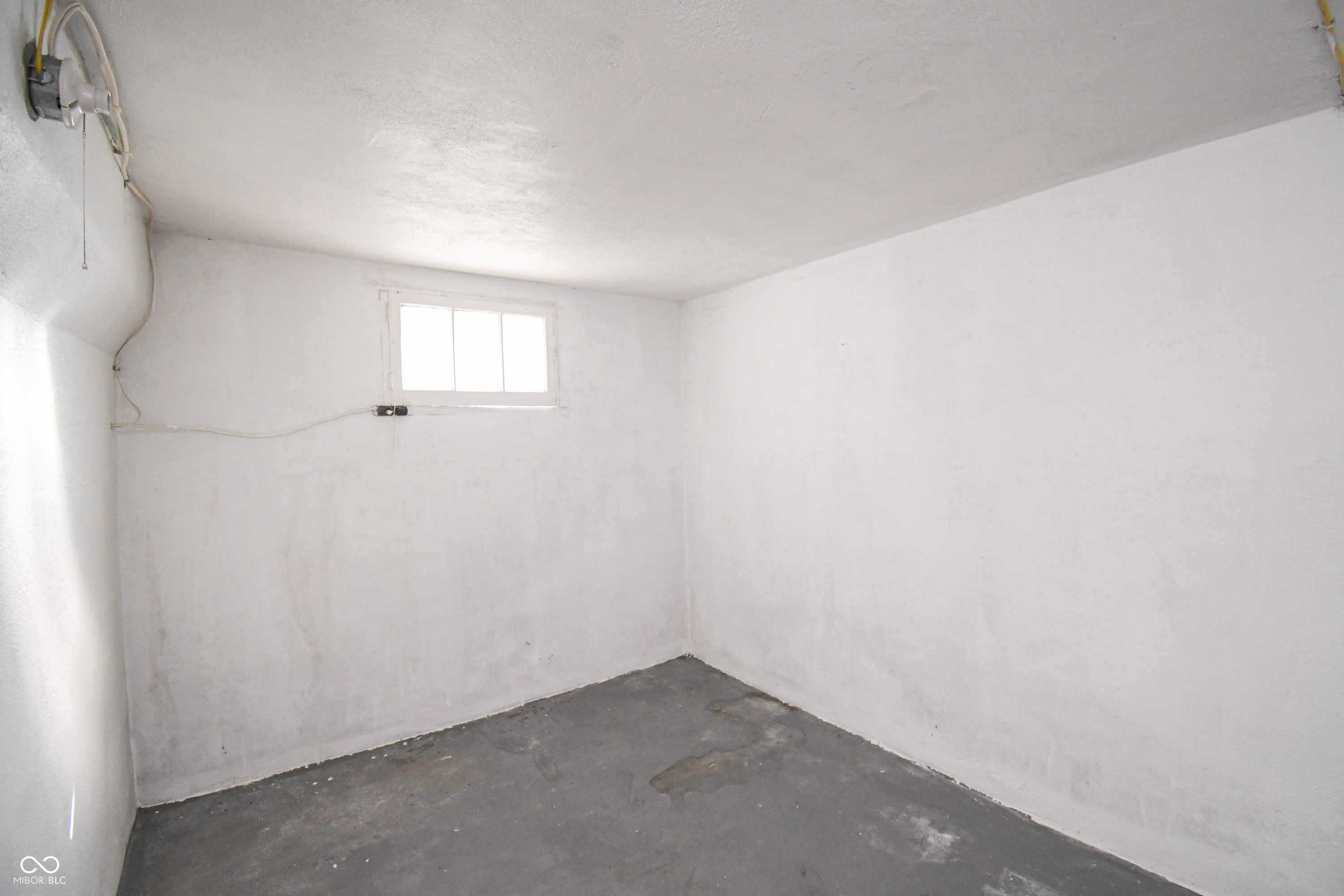 718 South Walnut Street Seymour, IN 47274 - Photo 35 of 39