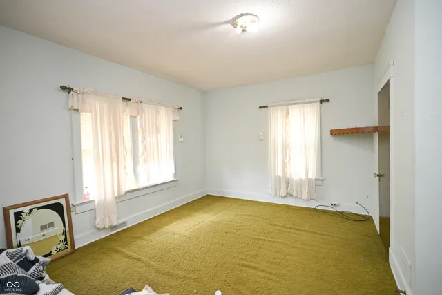 $220,000 | 718 South Walnut Street, Seymour, IN 47274