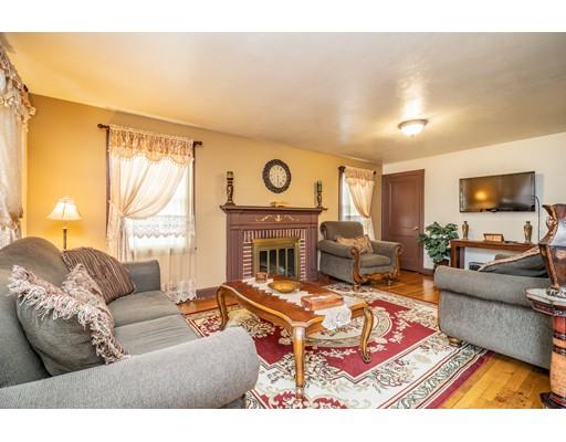 19 Lucerne Road Springfield, MA 01119 - Photo 5 of 24 Gallery Image 5