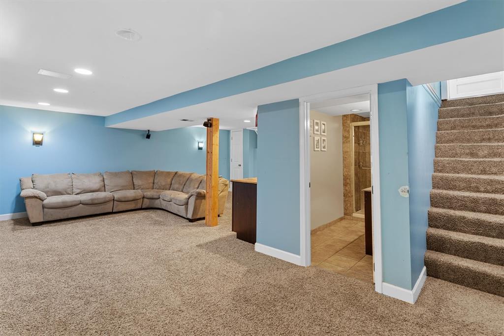 10752 Faraday Drive St. Louis, MO 63123 - Photo 15 of 28