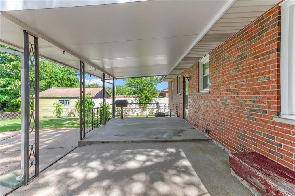 10752 Faraday Drive St. Louis, MO 63123 - Photo 23 of 28