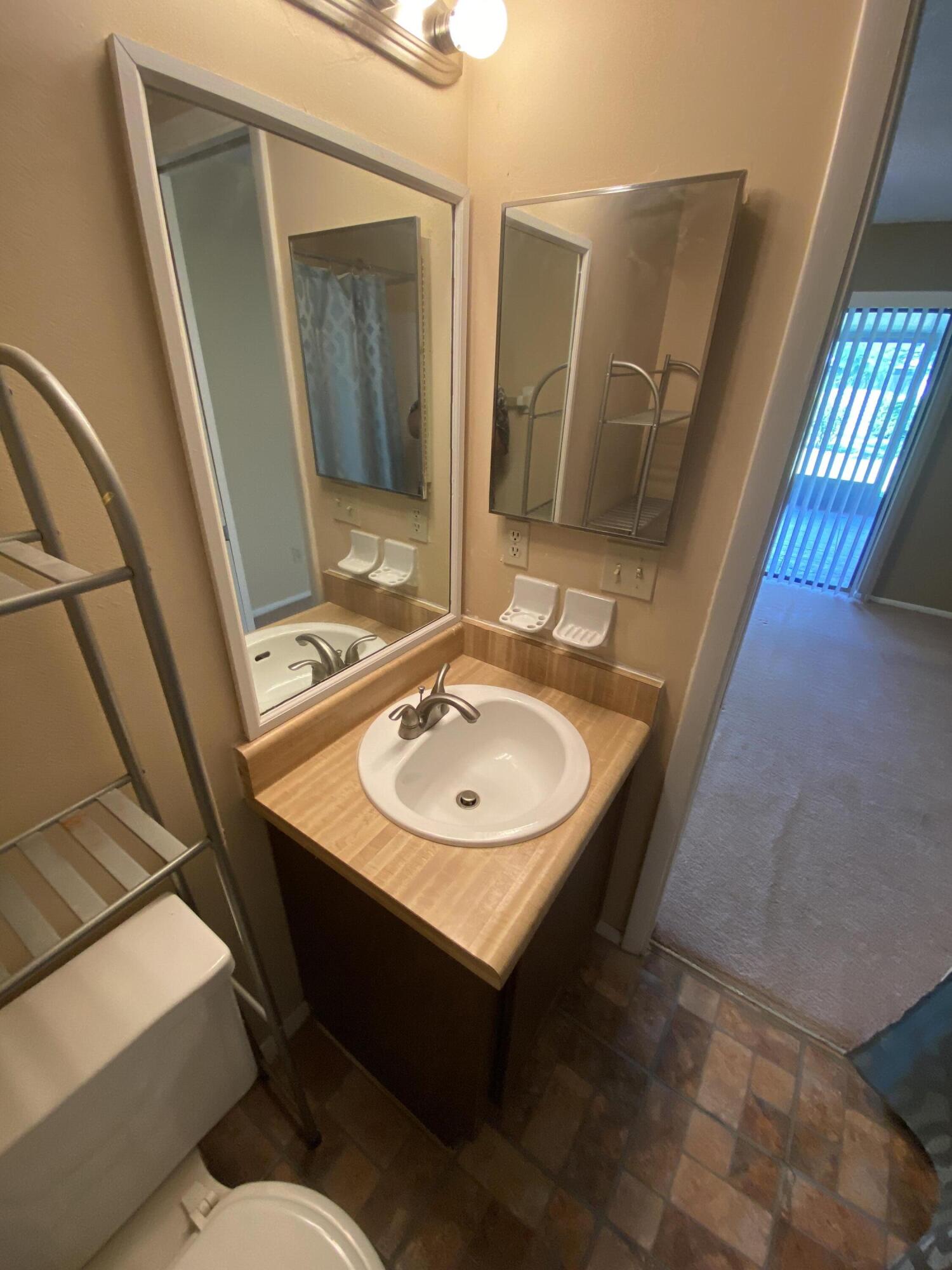 6032 Indrio Road, Unit 4 Fort Pierce, FL 34951 - Photo 22 of 26 Full bath