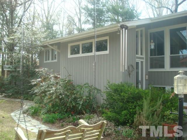 216 Crestview Road Raleigh, NC 27609 - Photo 3 of 6