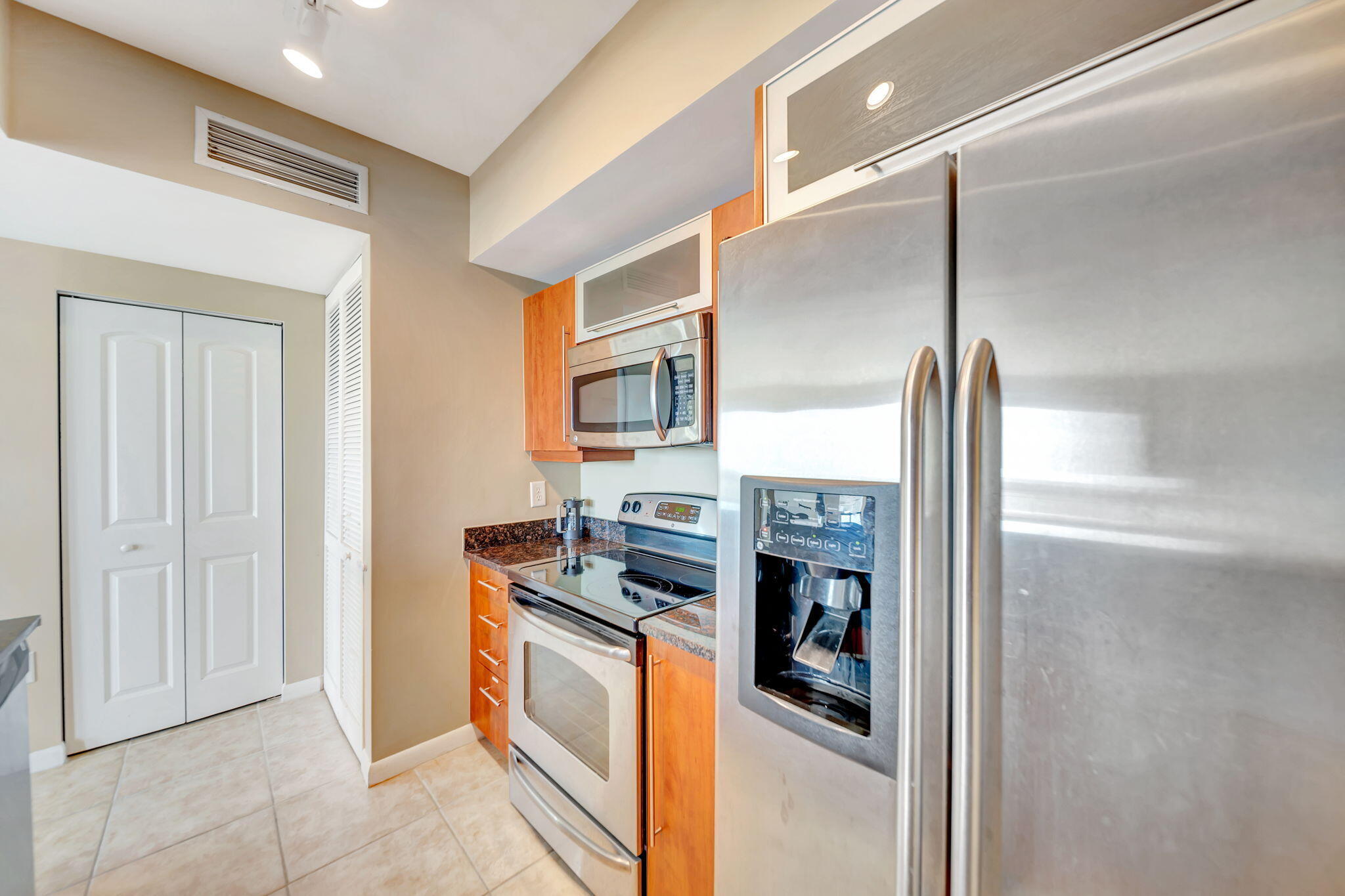 7350 Southwest 89th Street, Unit 2102S Miami, FL 33156 - Photo 20 of 55 29-web-or-mls-DSC02439