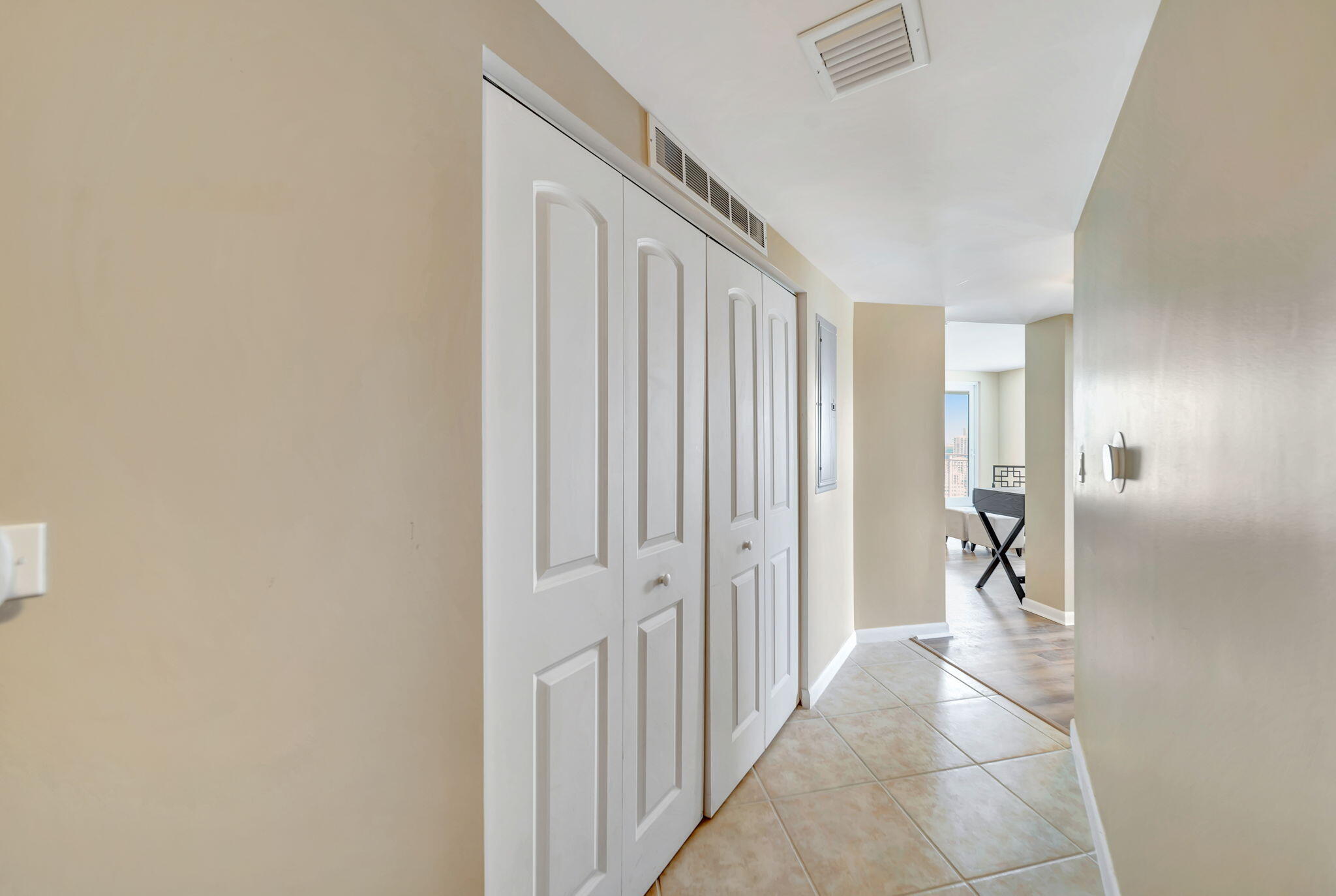 7350 Southwest 89th Street, Unit 2102S Miami, FL 33156 - Photo 32 of 55 6-web-or-mls-DSC02314