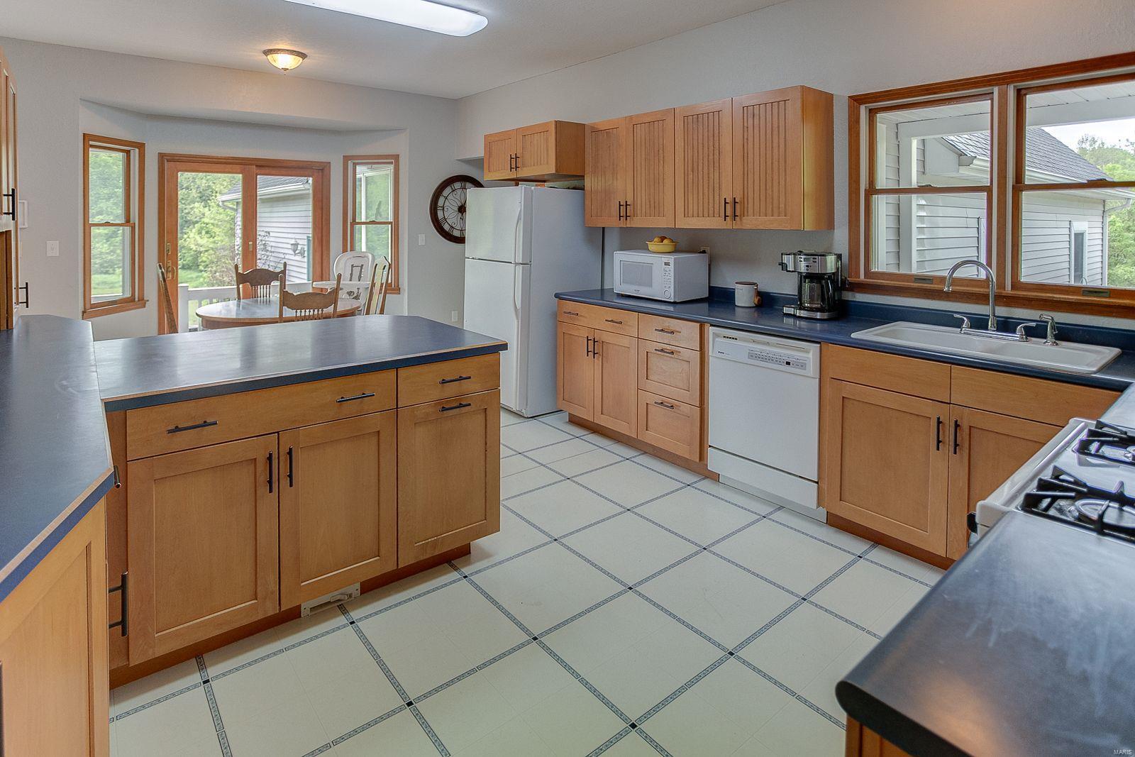 8269 D Waterloo, IL 62298 - Photo 21 of 50 Gallery Image 21