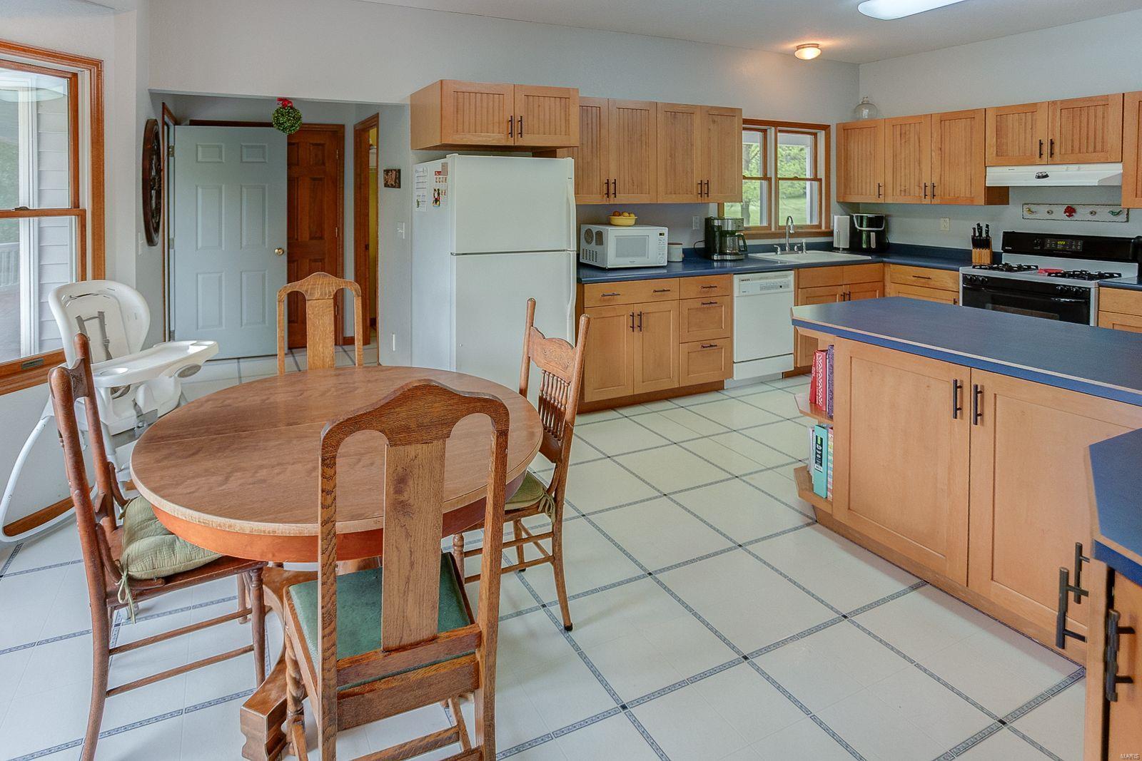 8269 D Waterloo, IL 62298 - Photo 24 of 50 Gallery Image 24