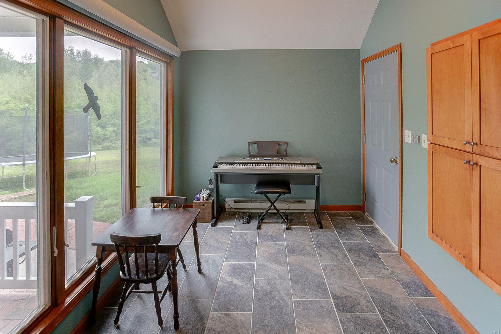 8269 D Waterloo, IL 62298 - Photo 28 of 50 Gallery Image 28