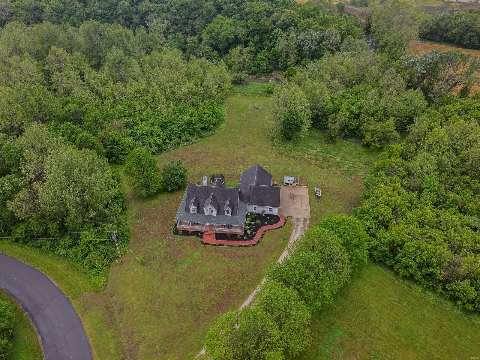 8269 D Waterloo, IL 62298 - Photo 7 of 50 Gallery Image 7