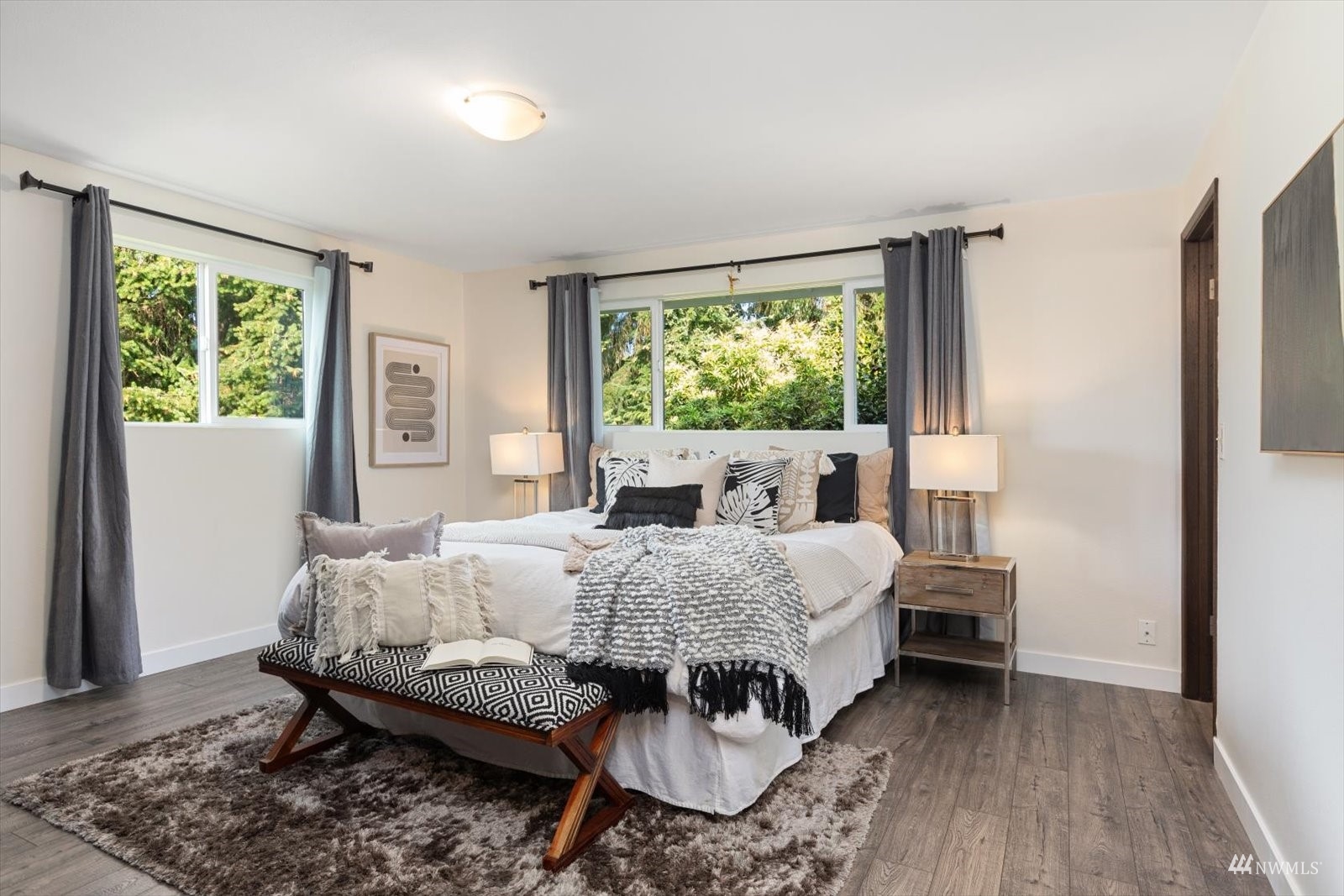 728 13th Way Southwest Edmonds, WA 98020 - Photo 12 of 36 Gallery Image 12