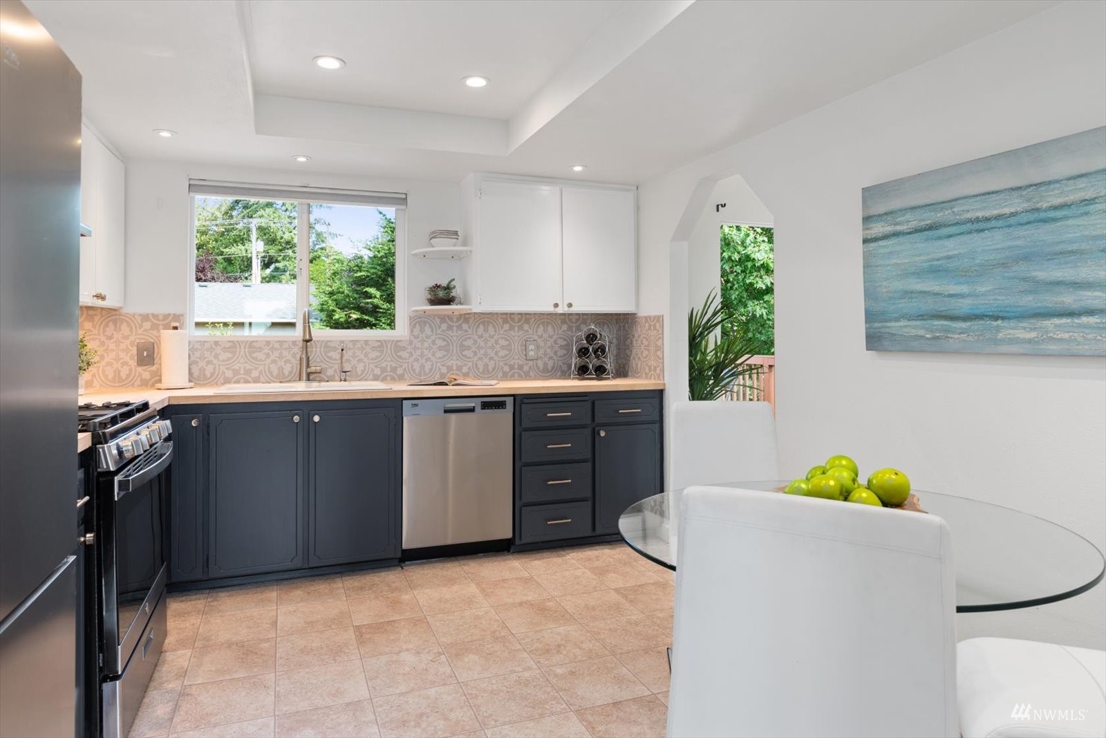 728 13th Way Southwest Edmonds, WA 98020 - Photo 9 of 36 Gallery Image 9