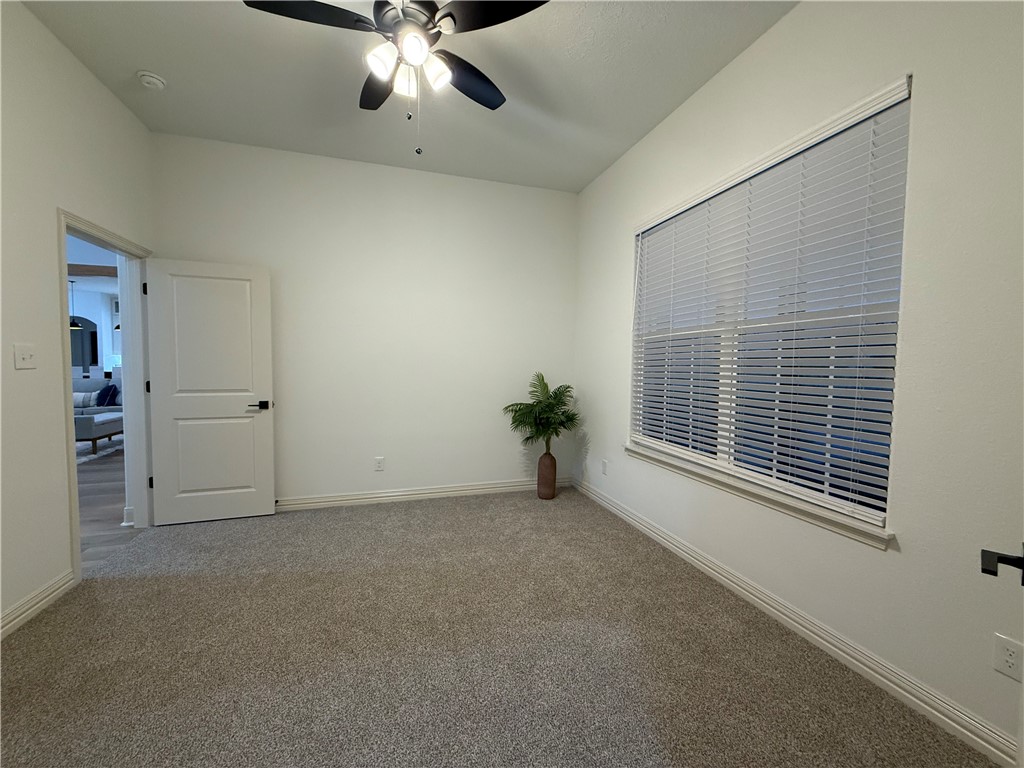 3201 Hunters Crossing Bryan, TX 77808 - Photo 14 of 24