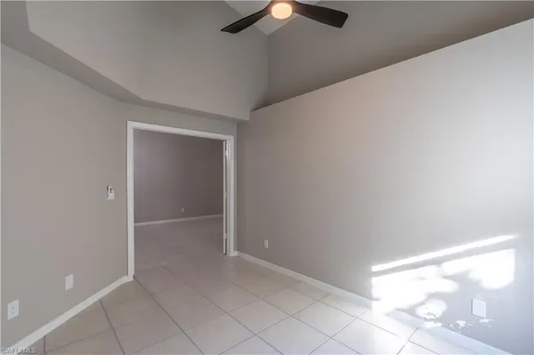 $2,800 | 1704 Royal Circle, Unit 602, Naples, FL 34112