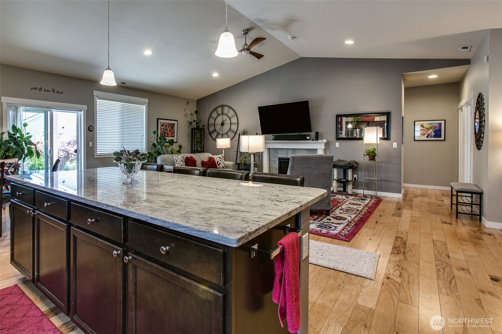 4010 McLaughlin Road Mount Vernon, WA 98273 - Photo 10 of 39 Gallery Image 10