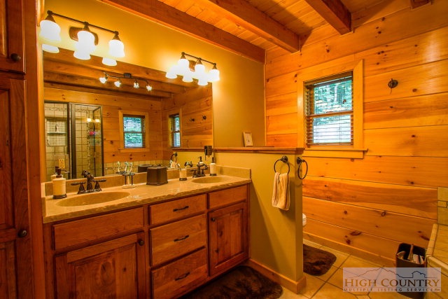 1050 Patton Ridge Road Purlear, NC 28665 - Photo 4 of 16 Gallery Image 4