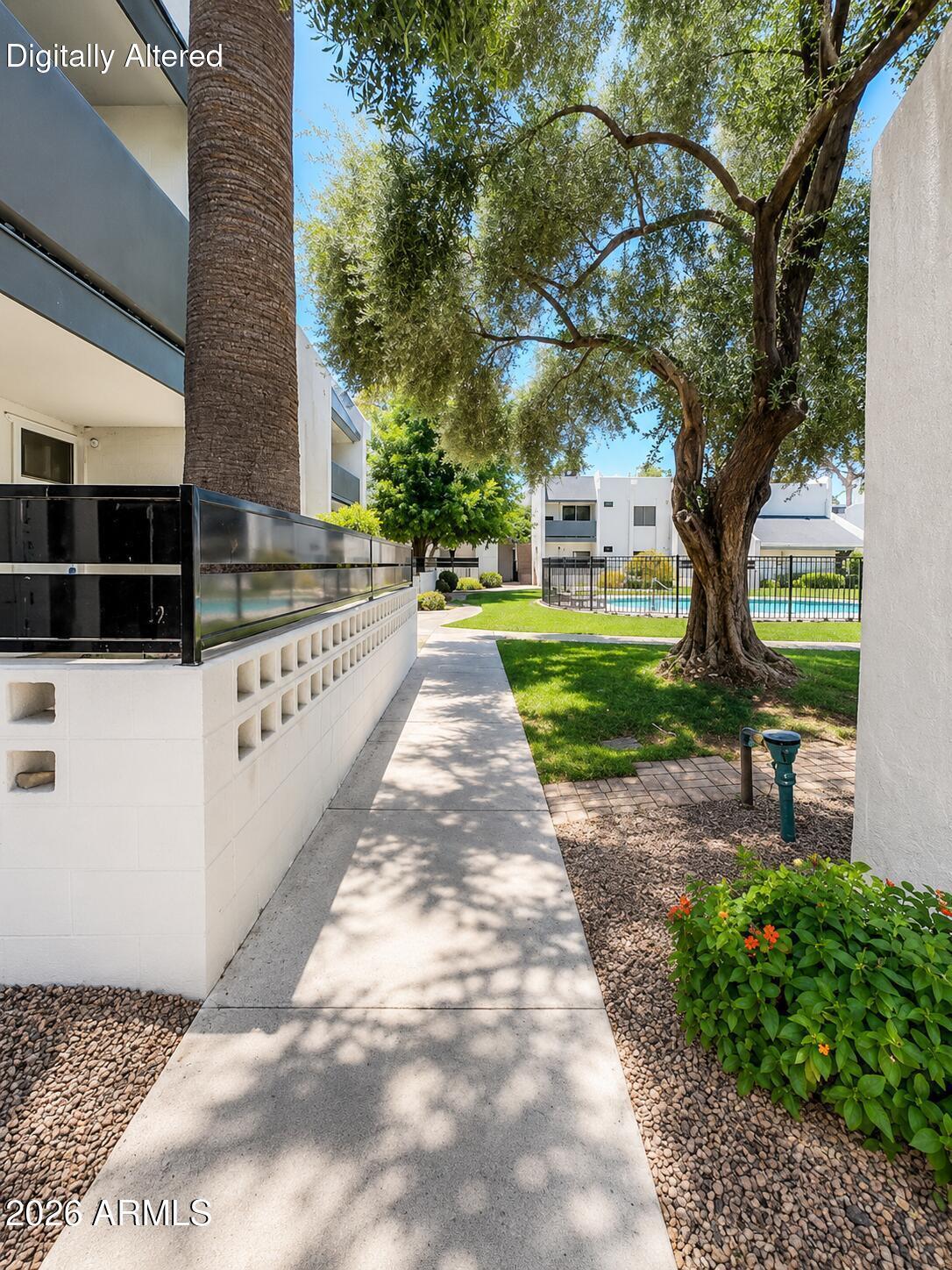 302 East Monte Vista Road, Unit C4 Phoenix, AZ 85004 - Photo 11 of 12 ChatGPT Image Sep 2, 2026, 01_40_45 PM