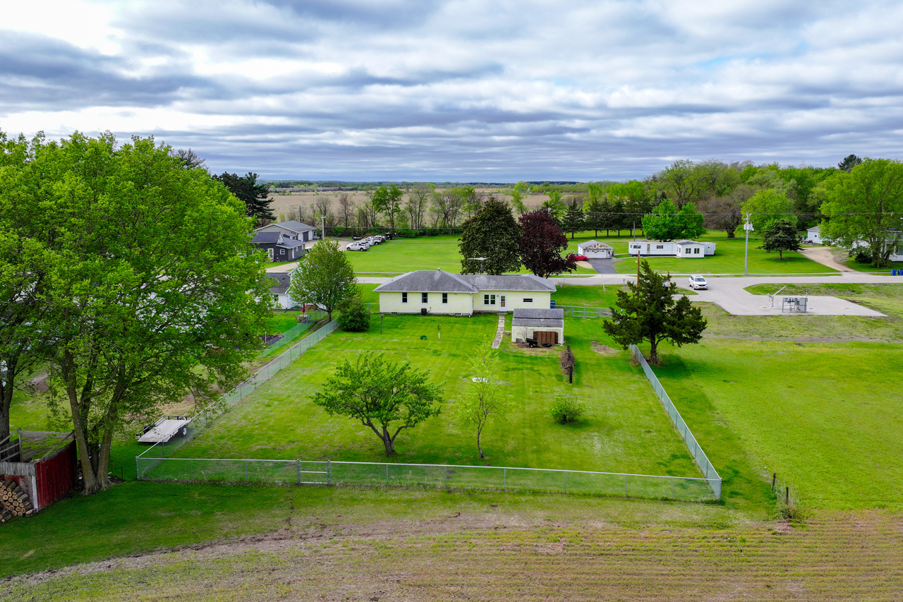 1134 West Main Street Thomson, IL 61285 - Photo 25 of 26