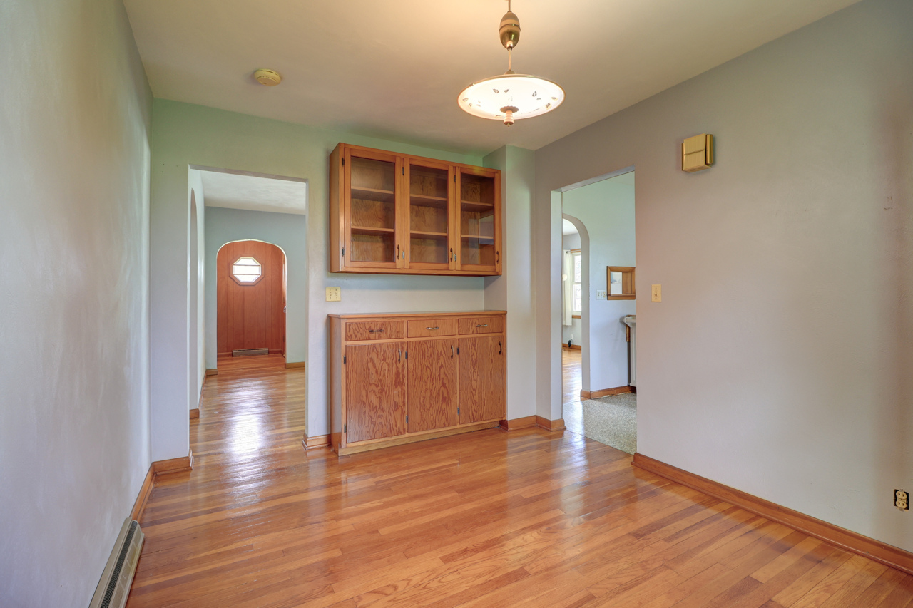 1134 West Main Street Thomson, IL 61285 - Photo 7 of 26