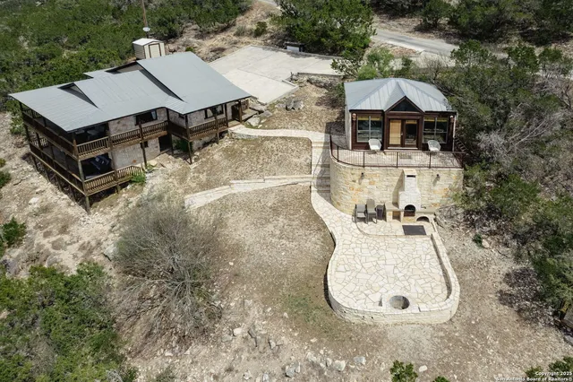 $549,999 | 523 Cat Claw Mountain Road, Concan, TX 78838