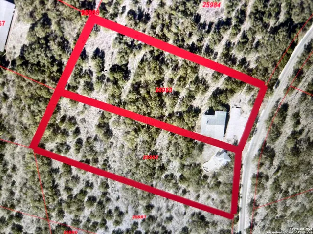 $549,999 | 523 Cat Claw Mountain Road, Concan, TX 78838