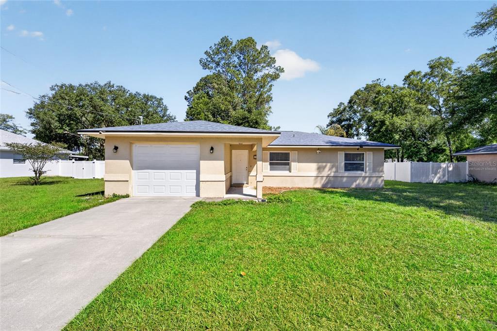 44 Redwood Road Ocala, FL 34472 - Photo 2 of 19