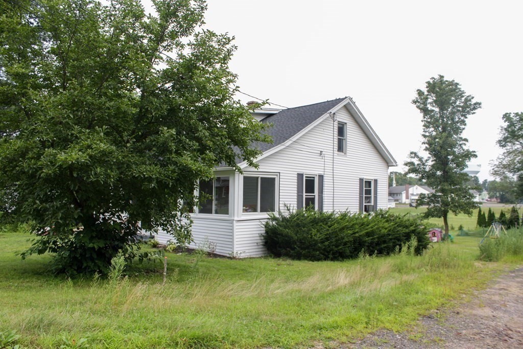 122 Ludlow Road Chicopee, MA 01022 - Photo 13 of 20 Gallery Image 13