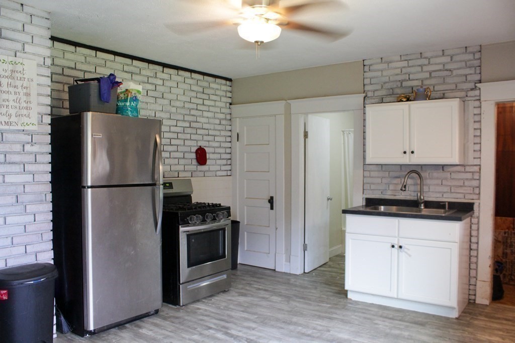 122 Ludlow Road Chicopee, MA 01022 - Photo 8 of 20 Gallery Image 8