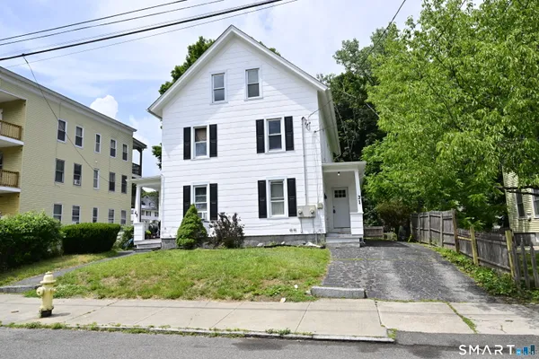$420,000 | 29 Locke Street, Ansonia, CT 06401