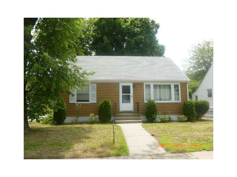 256 Aqueduct Road Cranston, RI 02910 - Photo 1 of 6 Exterior Front.